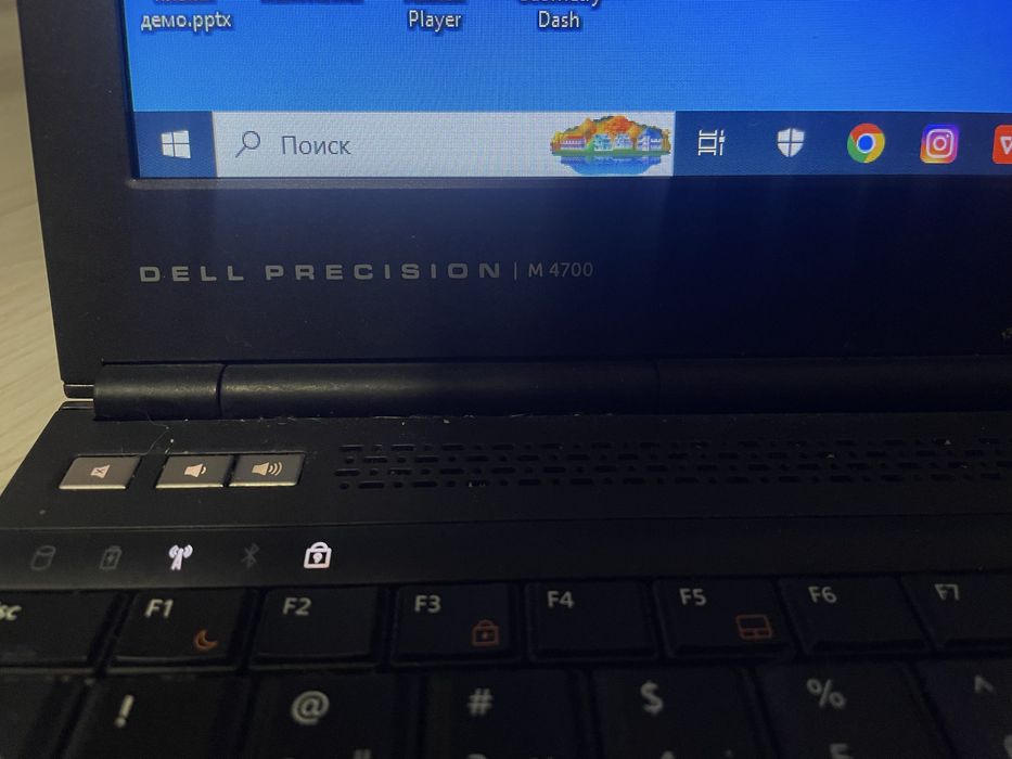 Ноутбук Dell з моделлю Precision M4700