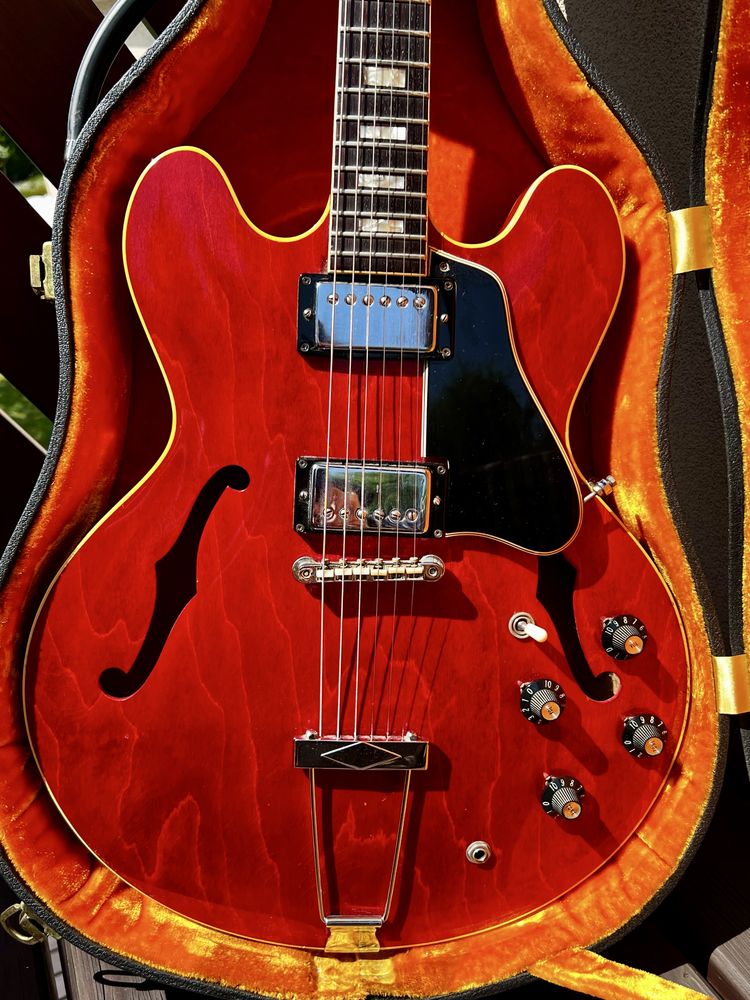 Gibson ES 335 Cherry Red/ All original / Gibson Case / Hollowbody