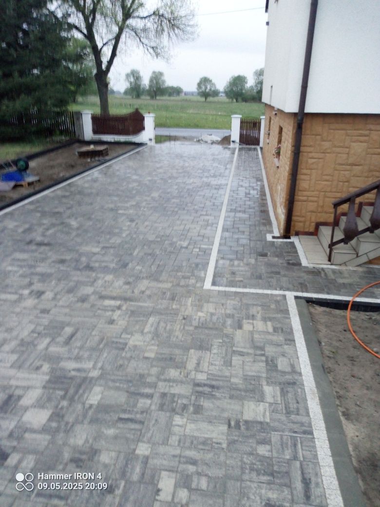 Układanie kostki, usługi mini traktorek z ladowaczembrukowej Wolne te