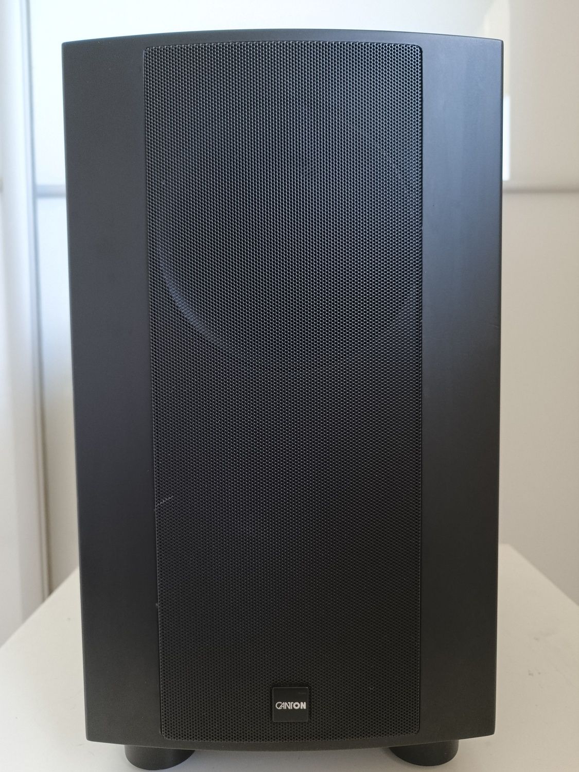 CANTON AS CD 102 subwoofer aktywny, moc 100 Watt.