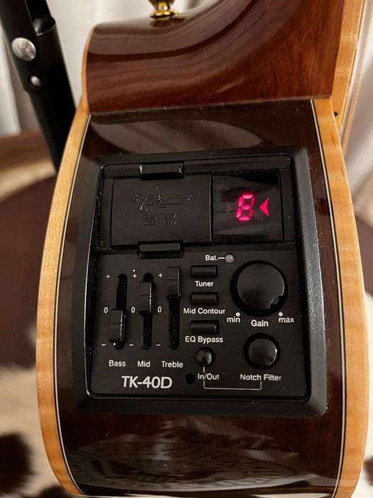 Guitarra Takamine GN 71