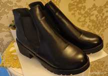Nowe buty Rozmiar 39.