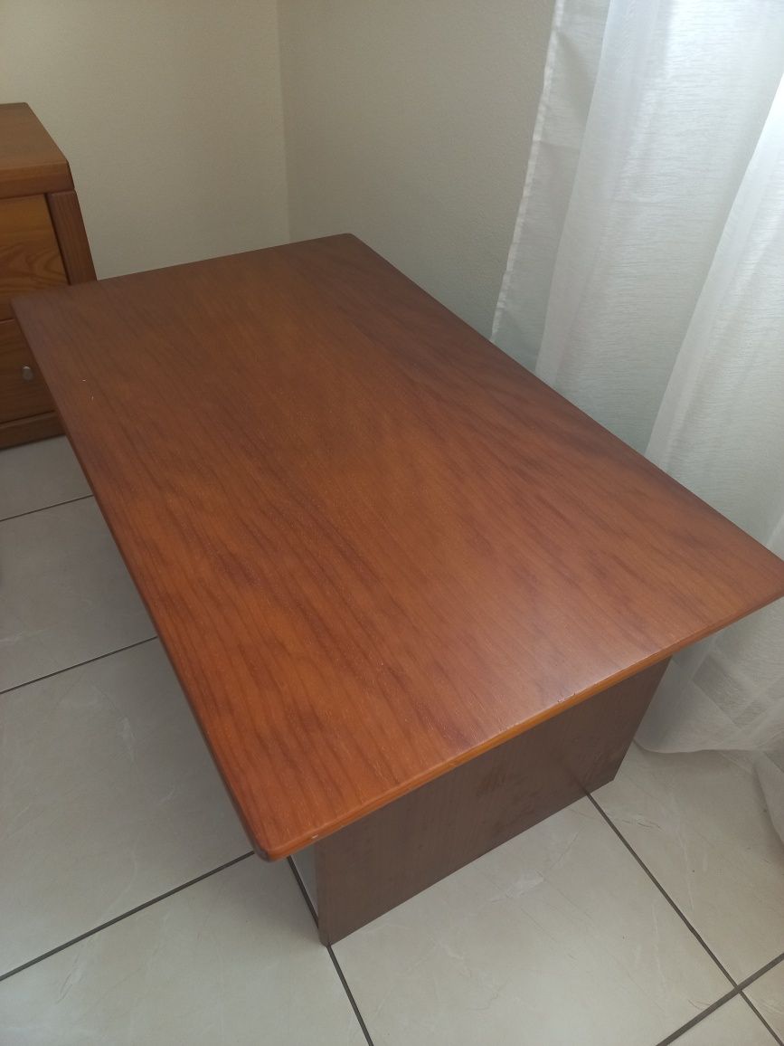 Mesa sala madeiira maciça