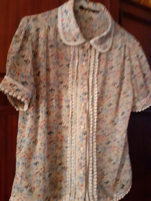 Ładna  letnia bluzeczka  dla kobiety  lub dziewczyny