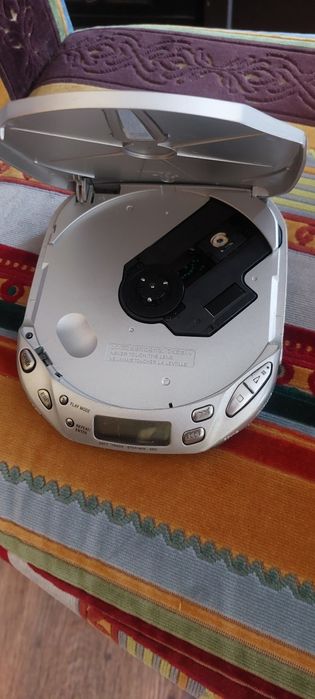 Sony Discman ESP2 D-E441 groove