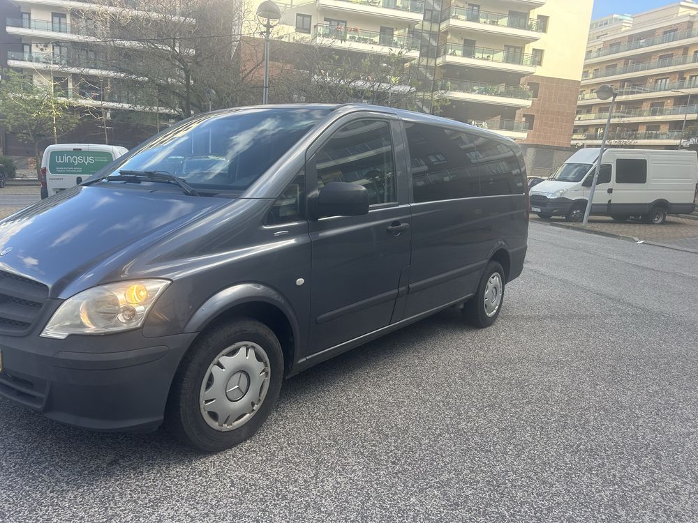 Mercedes vito 116 ano 2010 de 8 lugares