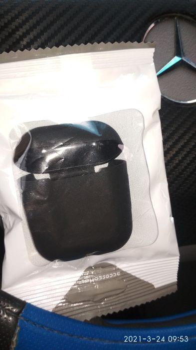 Силиконовый чехол AirPods