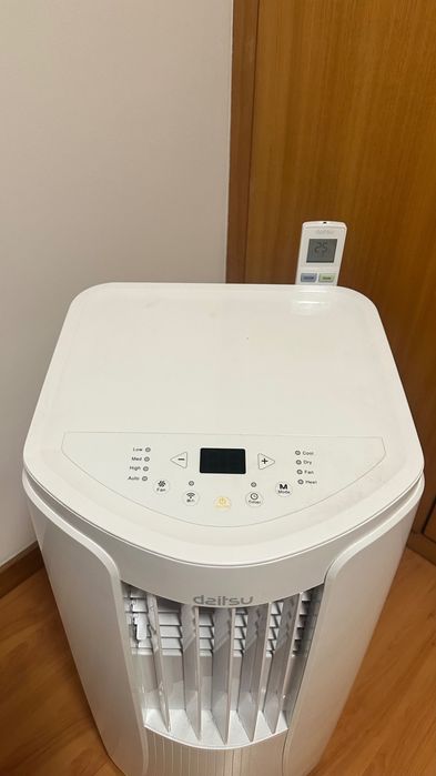 Ar condicionado Daitsu Portátil QUENTE/FRIO