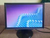 Монітор Asus 1440x900