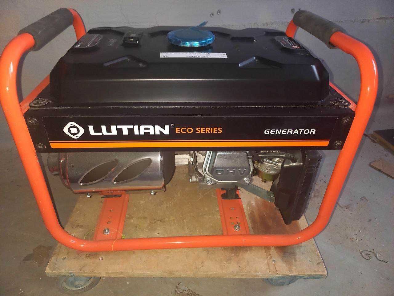 Бензиновый однофазный генератор Lutian LT3900 2,8 кВт как новый!!!