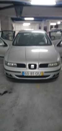 SEAT Leon 1600 gasolina