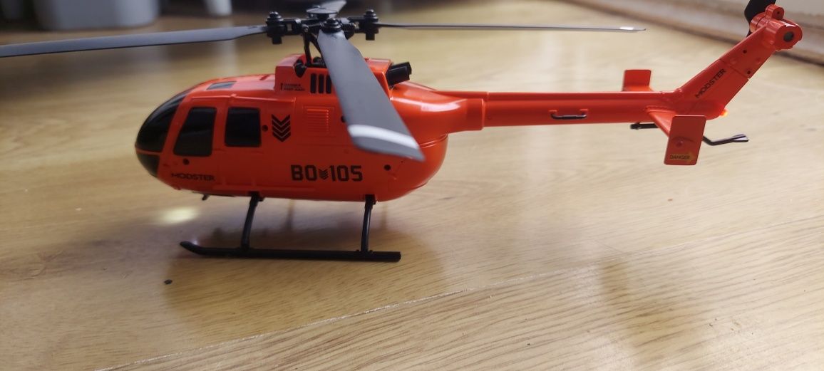 Helikopter jednowirnikowy Modster.