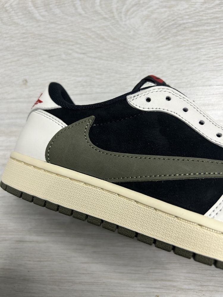 Кроссовки Nike Air Jordan 1 Retro Low OG SP Travis Scott Olive