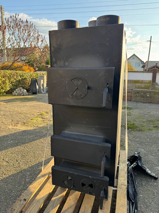Piec Nadmuchowy 25kW - Mało Używany - Szamot