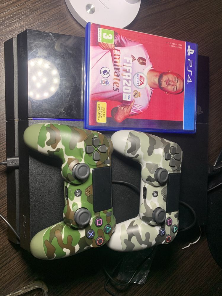Продаю PlayStation 4Fat 1TB