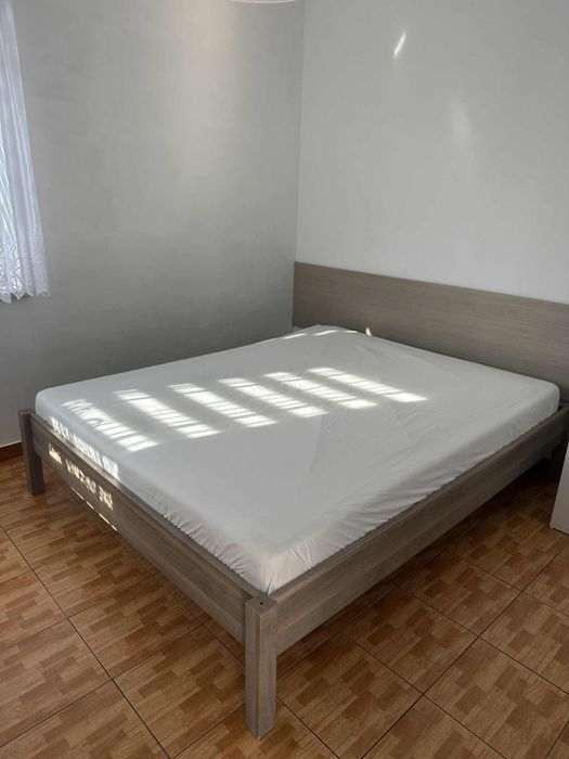 Łóżko małżeńskie bardzo dobry stan