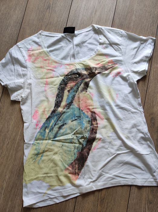 Damski T-shirt bluzka z aplikacją złote dodatki r 40 L