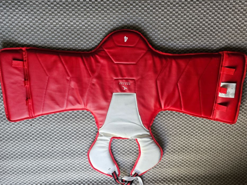 Protecção Taekwondo praticamente novo