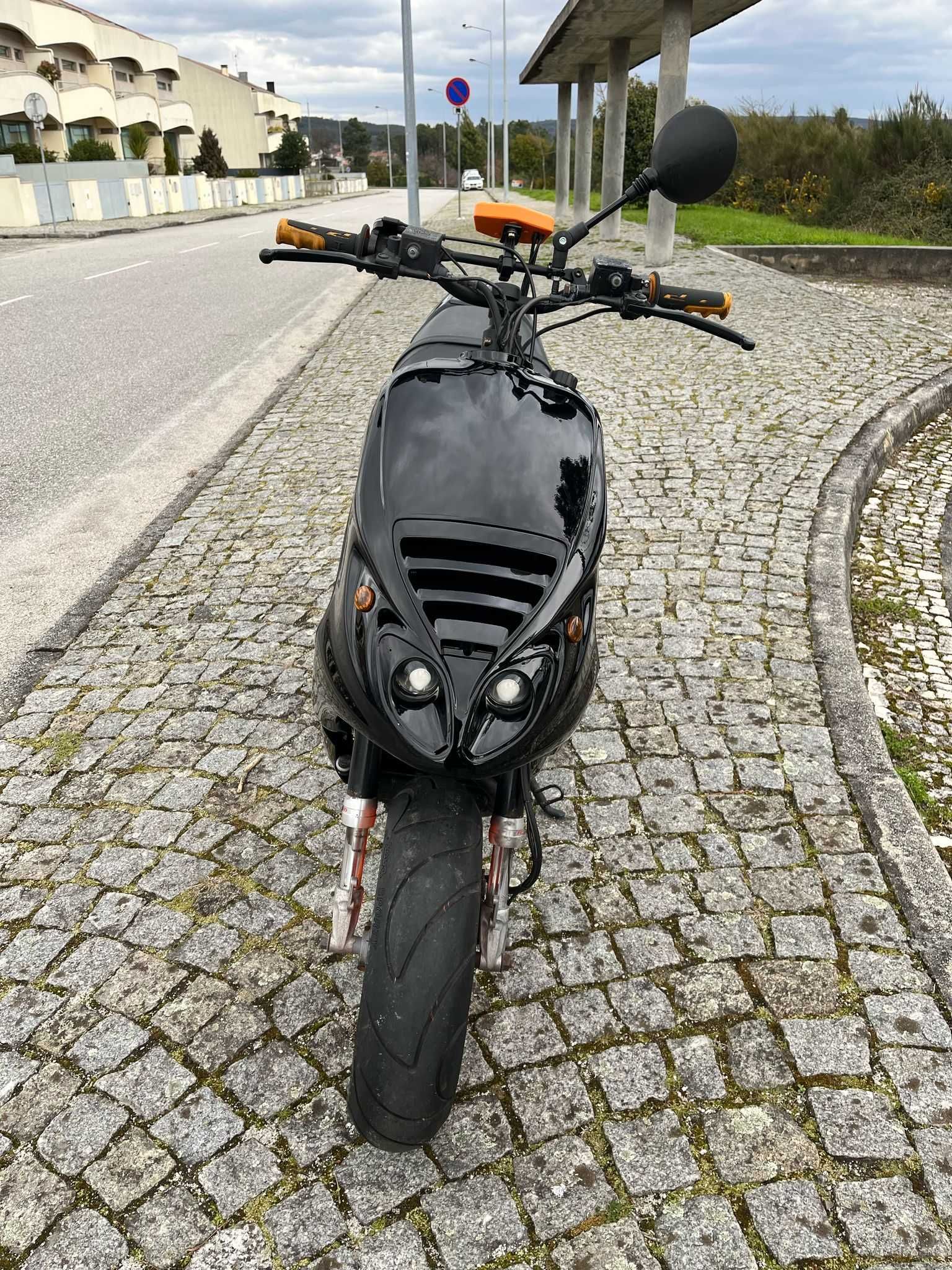 Piaggio NRG MC2 LC (70CC)