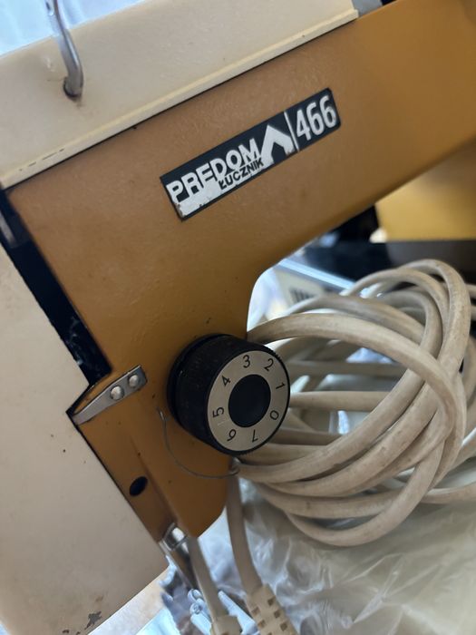Łucznik predom 466 stara maszyna retro