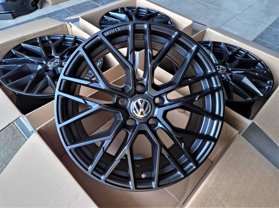 Alufelgi 17 VW T5 T6 Transporter Caravelle Multivan Czarne 5x120 429#