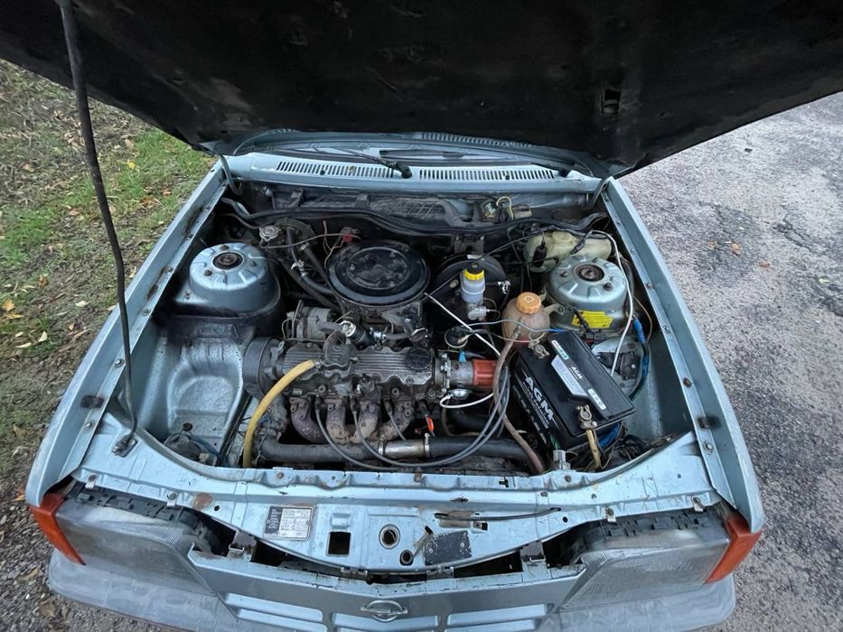 Opel ascona 1.8 газ/бенз