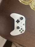 Sprzedam pad xbox biały