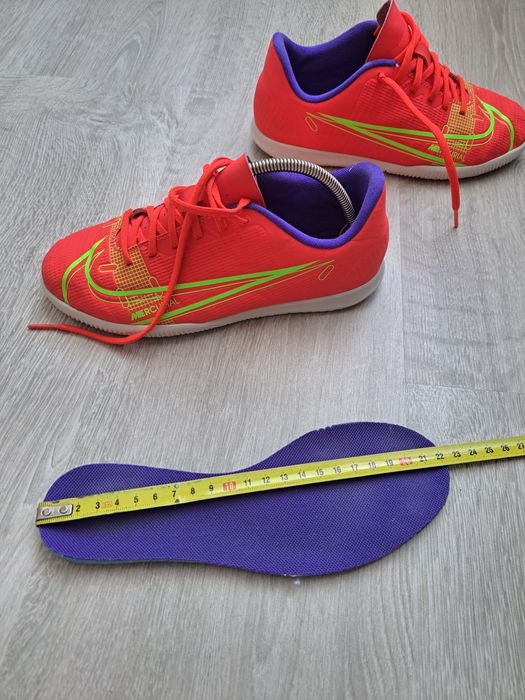 Футзалки Nike Mercurial Vapor/сороконіжки nike 34р/бутси Nike 35р 22см