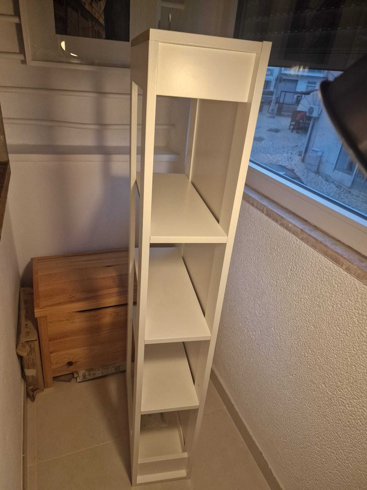 Espelho com arrumação BRIMNES - IKEA