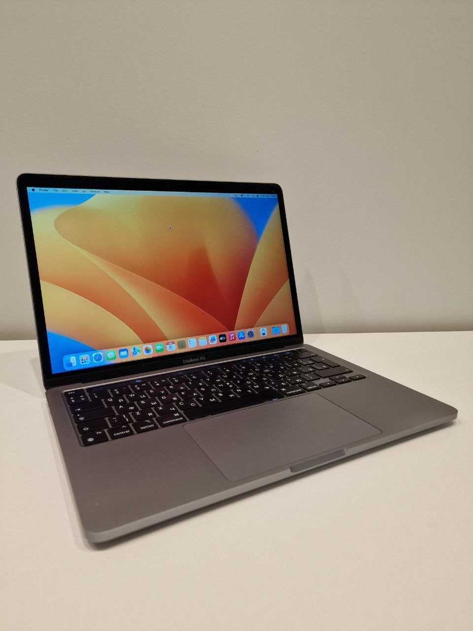 MacBook Pro 13, A2338, 2020, M1 (8-core), 16/256, Batt 453 (86%)