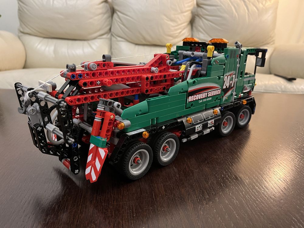 Lego Technic 42008 Service Truck