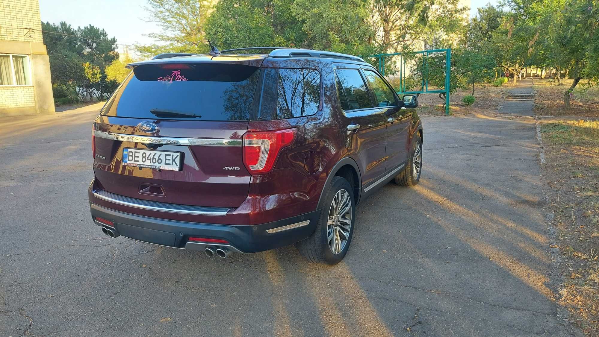 Ford Explorer Platinum