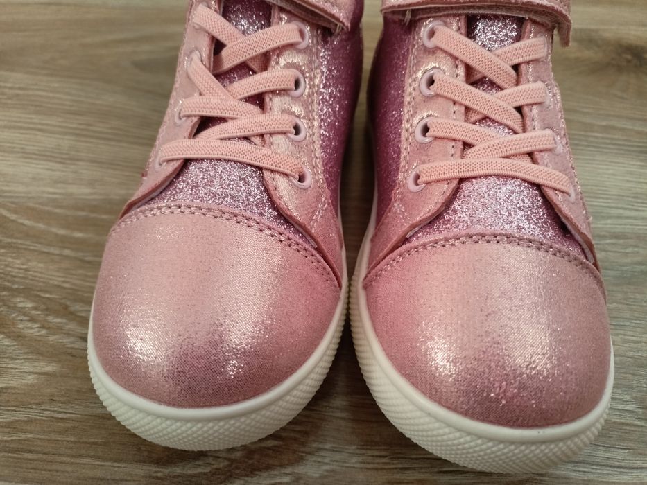 Nowe buty za kostkę idealne na jesień