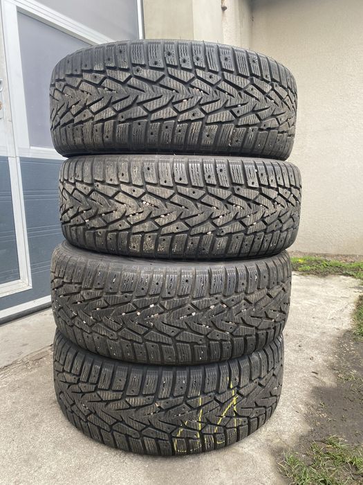 Opony zimowe Nokian Tyres 215/60 r16