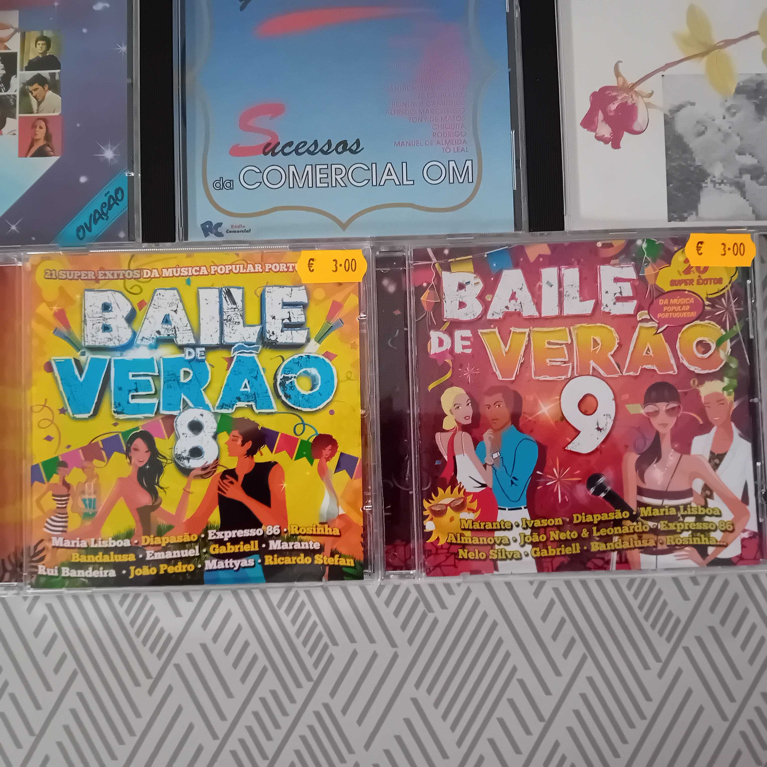 Música em Cd Colectâneas de Fado e Bailes Populares.
