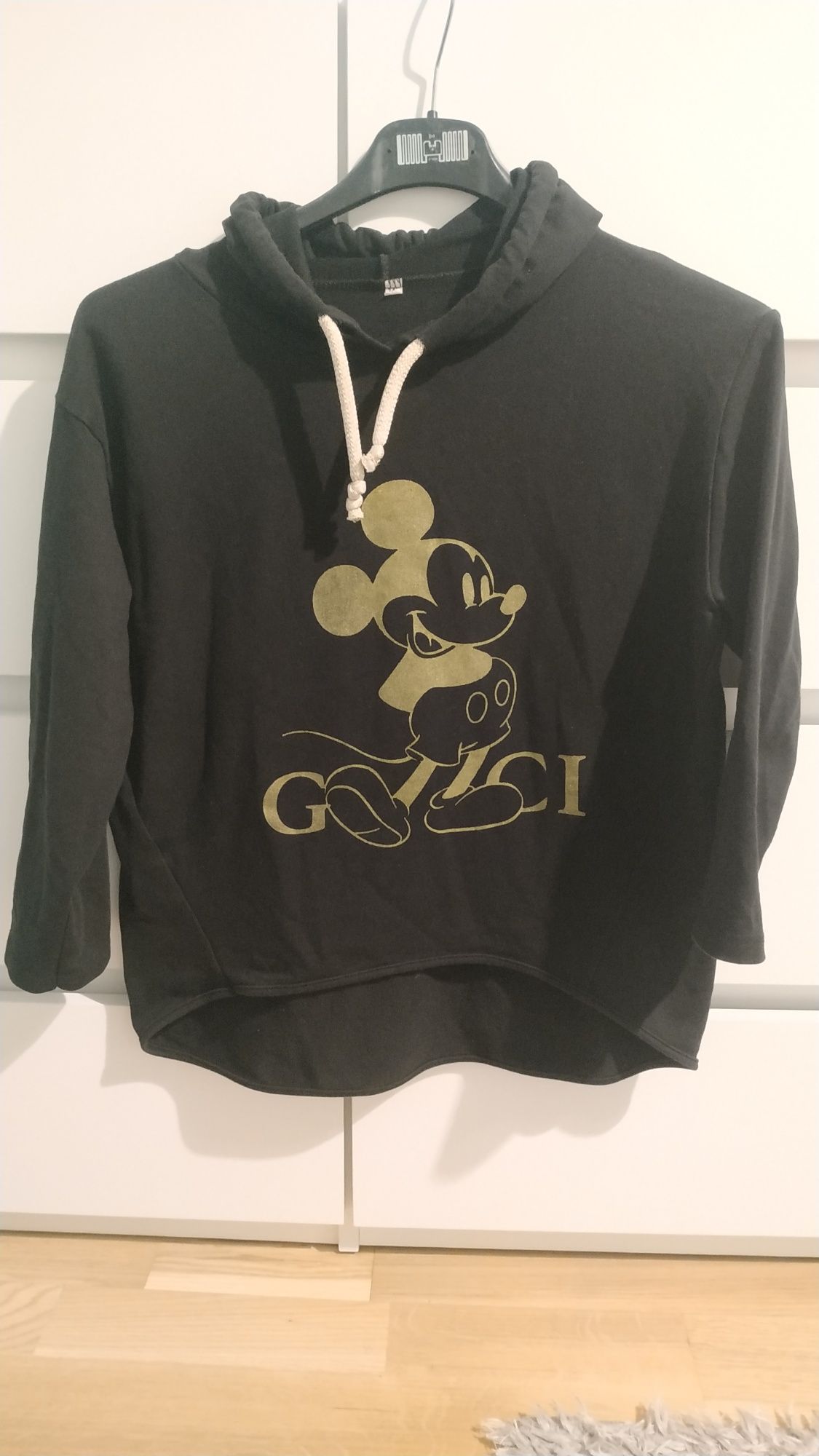 Bluza czarna z kapturem Mickey