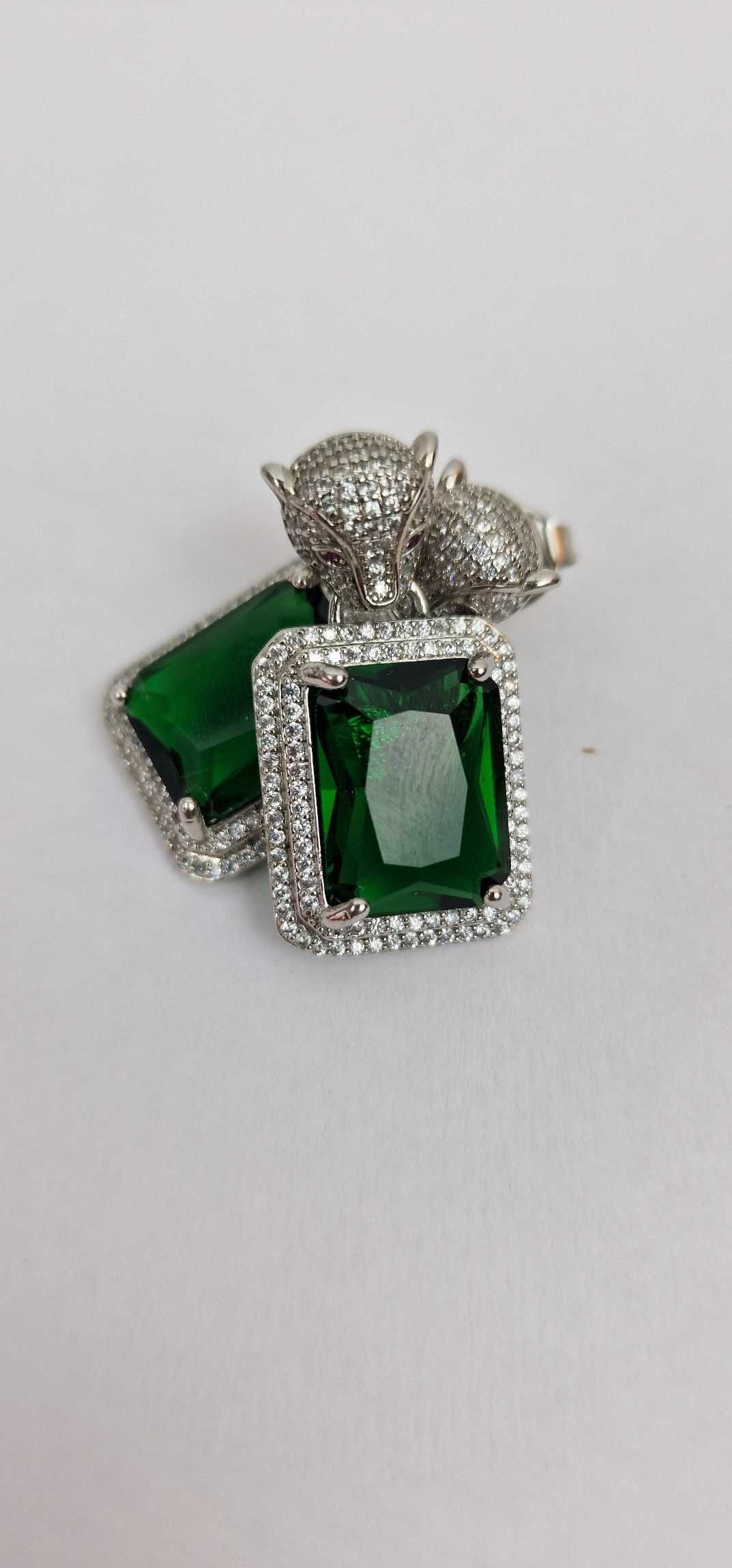 Brinco Esmeralda Real: O Toque de Elegância Que Faltava