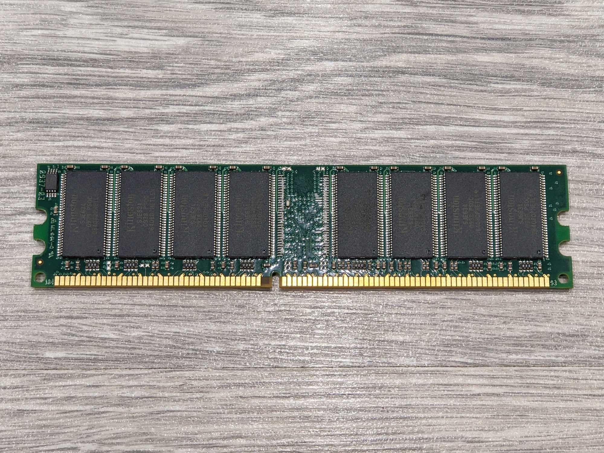 Оперативна пам'ять DDR1 1GB Kingston KVR333X64C25/1G 333 МГц