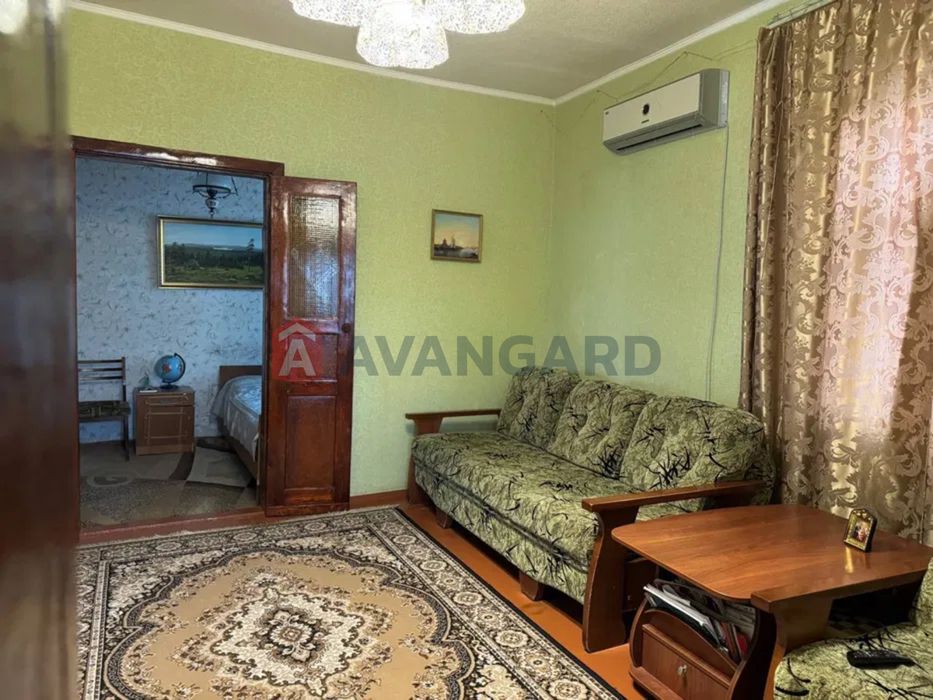 Продам будинок з якісним ремонтом, Комунарський район