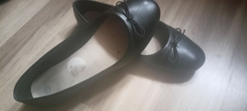 Czarne baleriny dziewczęce