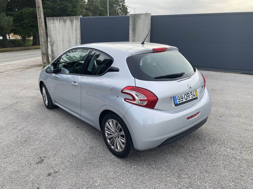 Peugeot 208 1.0 VTI