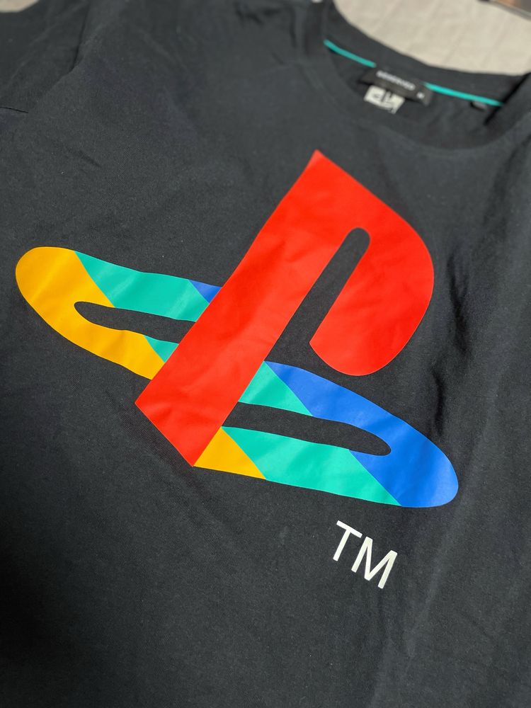 Koszulka PlayStation TM oryginalna Reserved rozmiar M idealna