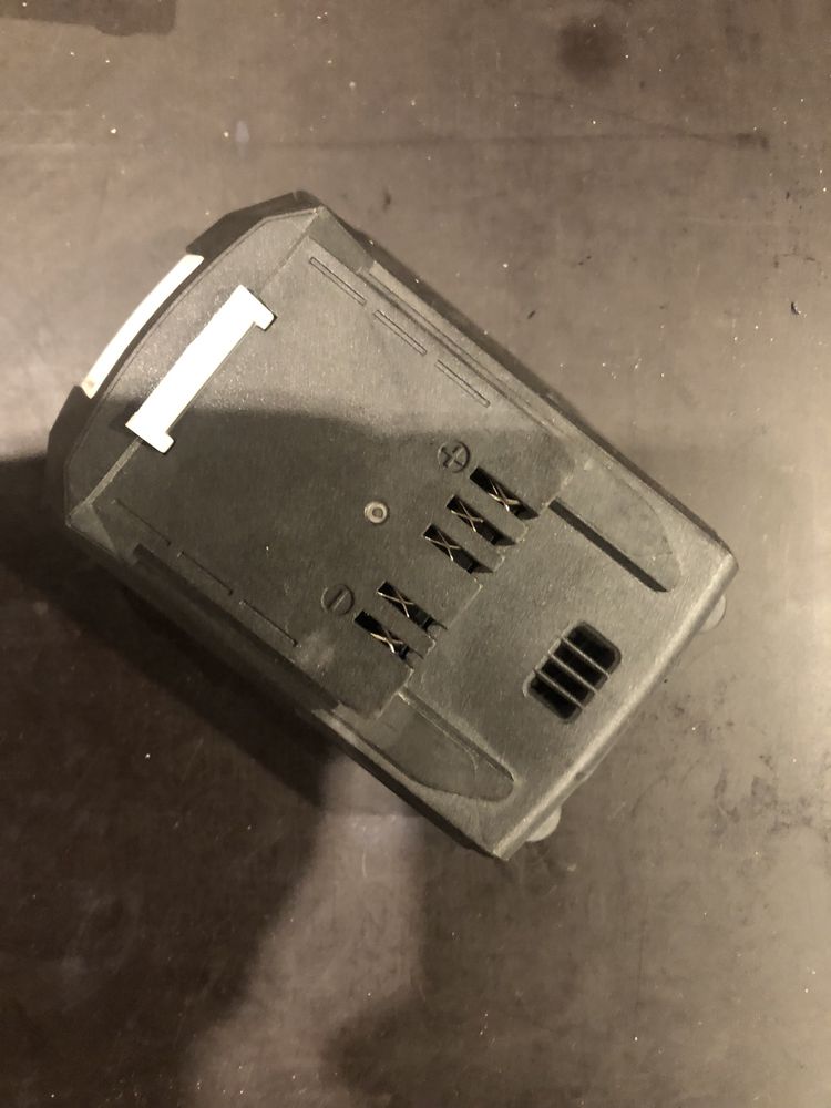 Akumulator DEDRA DED7032 SAS+ALL 2Ah 18V