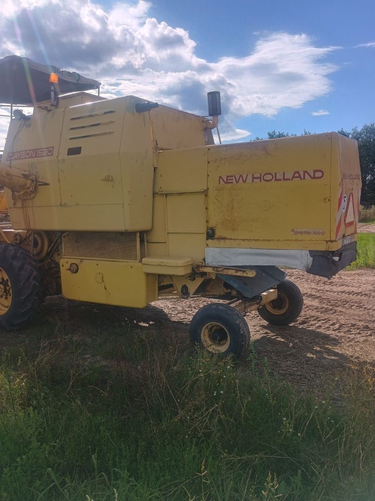 Kombajn zbożowy New Holland 1520