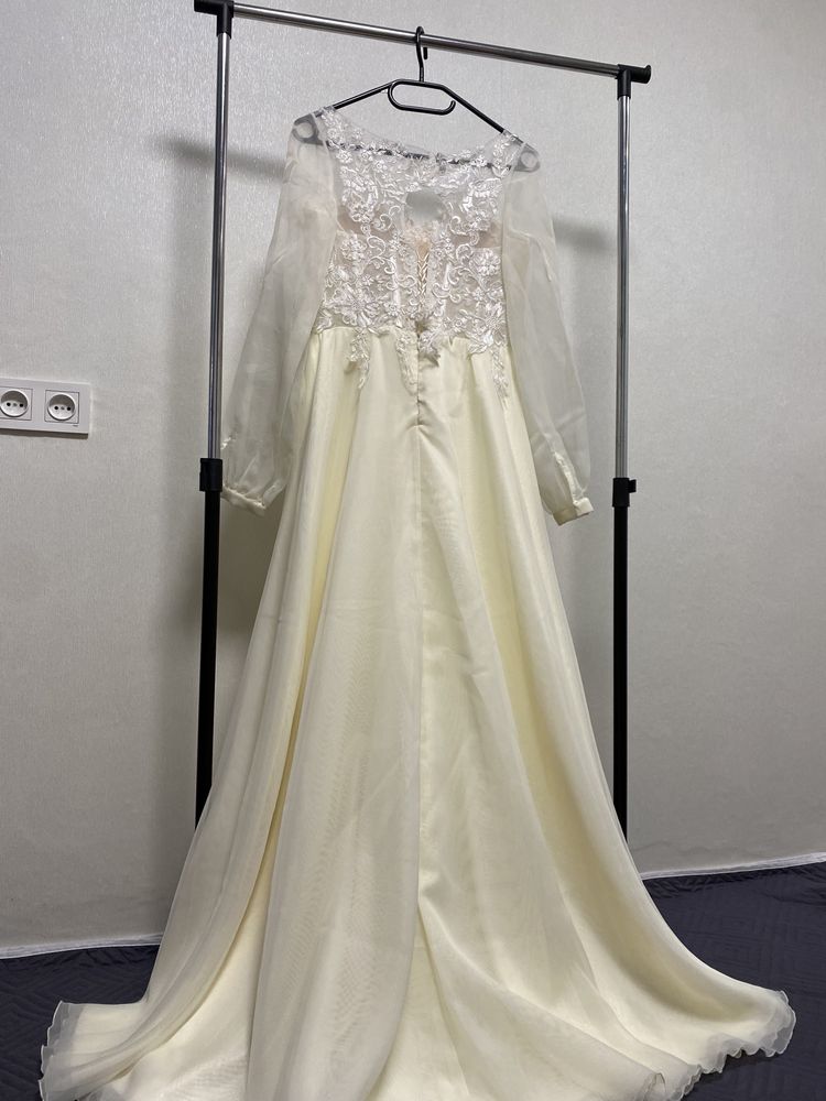 Свадебное/ вечернее платье