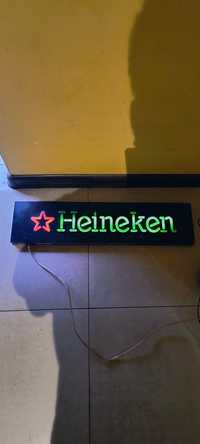 Plafon, neon podświetlany Heineken