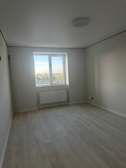 1-кімнатна квартира з автономним опаленням у престижному районі міста