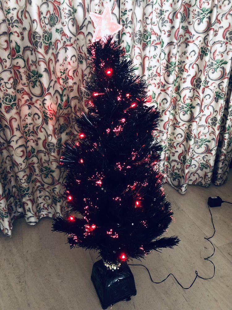 Árvore de Natal Elétrica.