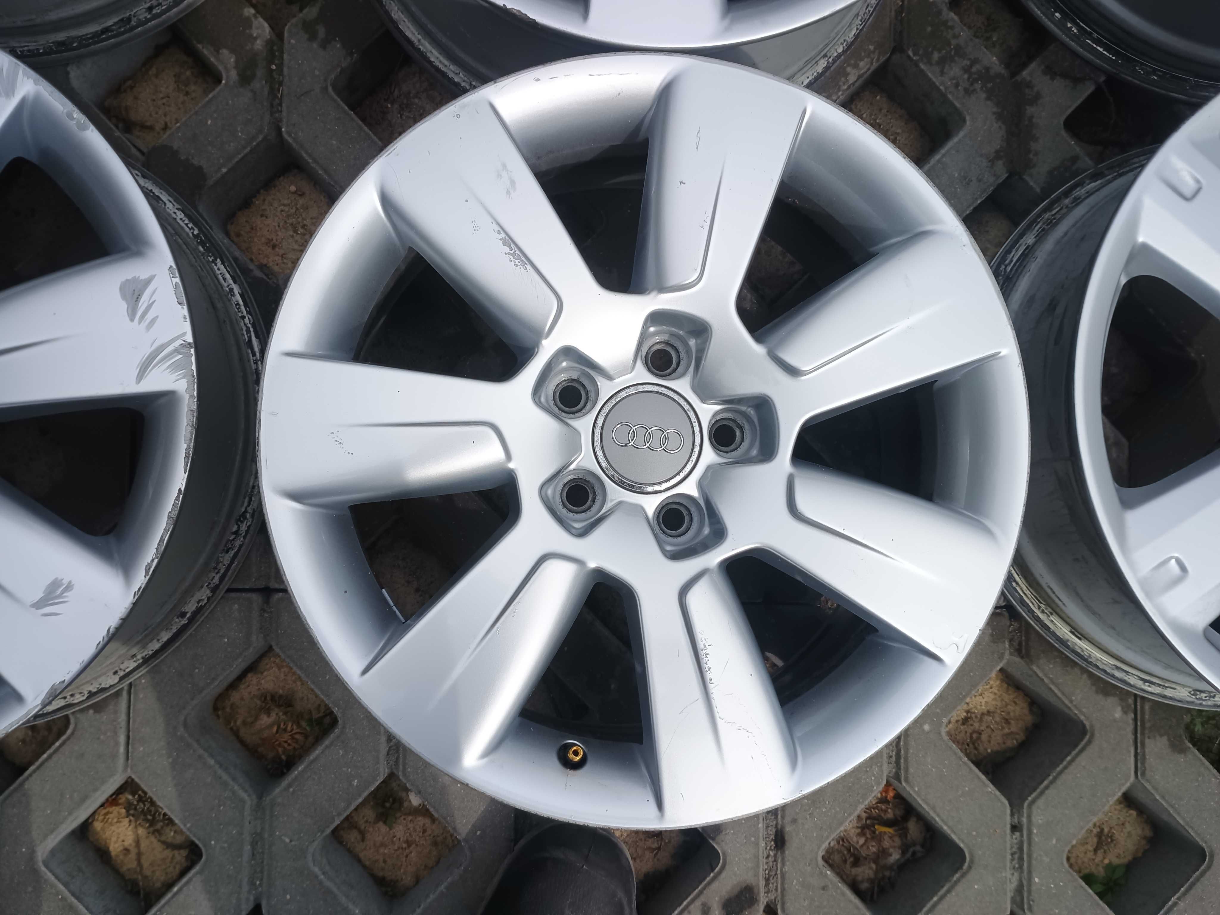 Aluminiowe felgi Audi 17 cali et 34 5x112 7j otwór 57,1 Komplet