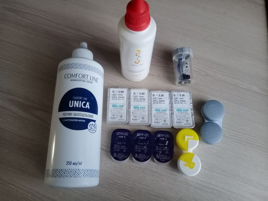 Продам контактные линзы